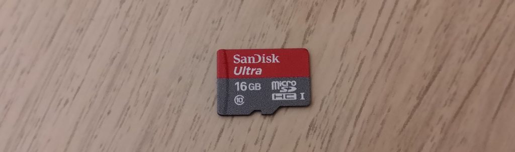 Ci-dessus : Une carte micro SD de 16 GO