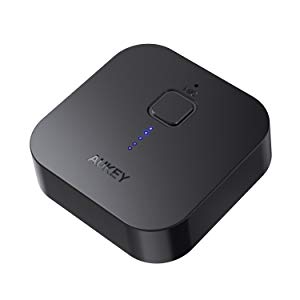 AUKEY Récepteur Bluetooth 4.1 Adaptateur Audio Sans Fil, Deux connexions, Mains Libres avec microphone intégré et sortie stéréo 3,5mm pour audio streaming maison / Kit auto voiture